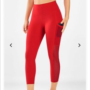 Fabletics Mila Capris